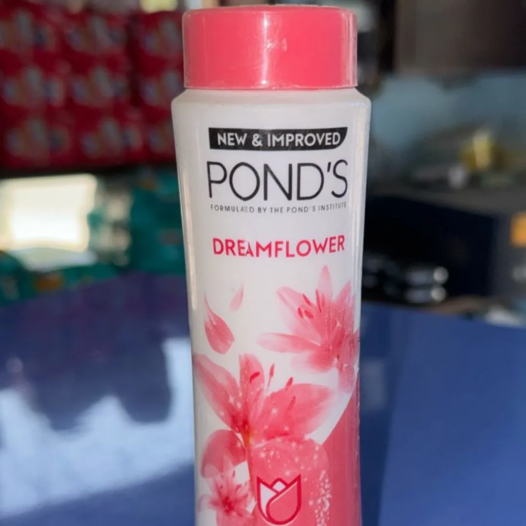 pond's